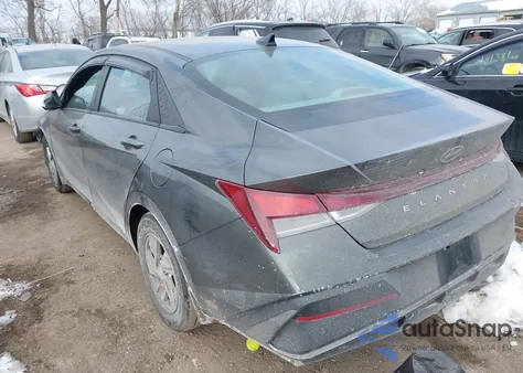 2024 Hyundai Elantra Se z USA, uszkodzony, nr VIN KMHLL4DG2RU765215